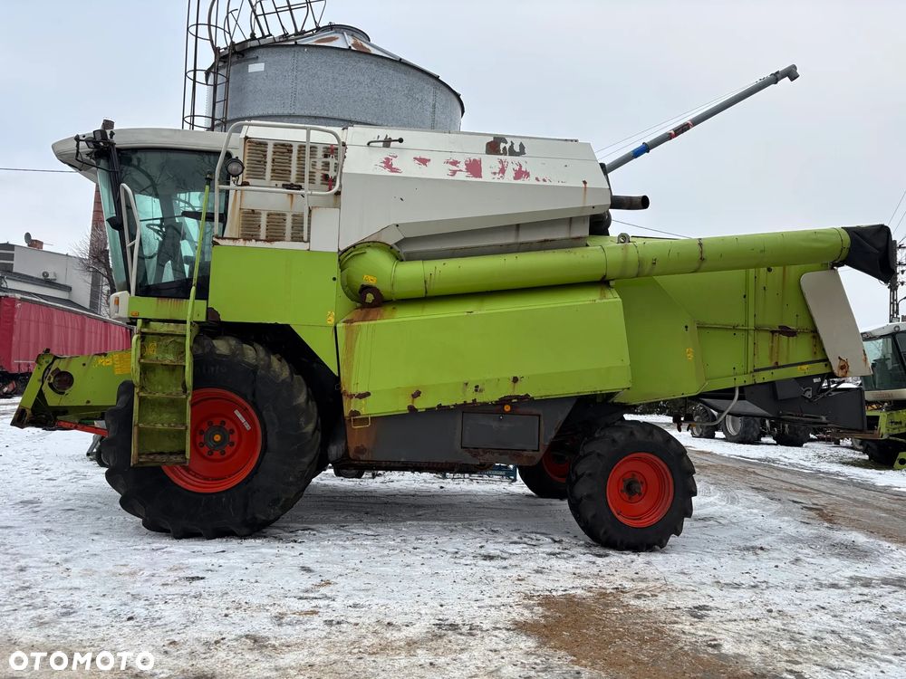 Claas MEDION 330 - 4