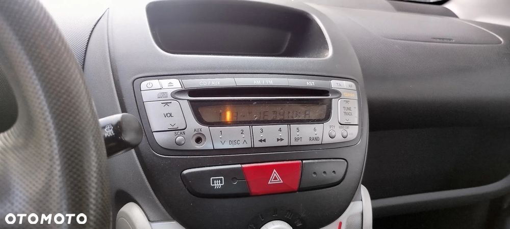 Peugeot 107 - 17