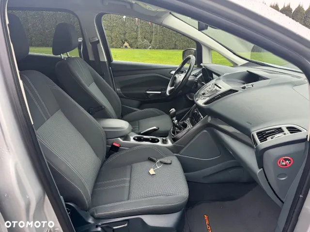 Ford Grand C-MAX - 20