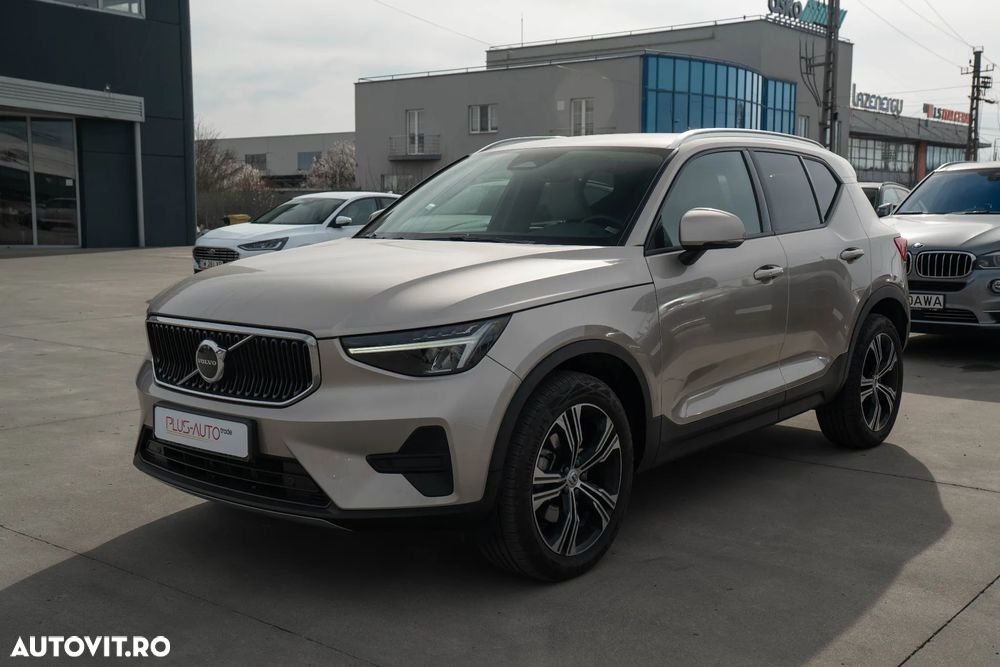 Volvo XC 40 B3 AT FWD MHEV Core - 3