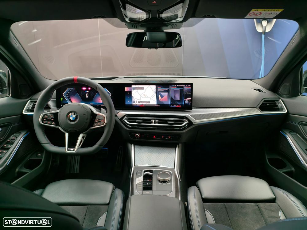 BMW 320 d Pack Desportivo M Pro Auto - 15