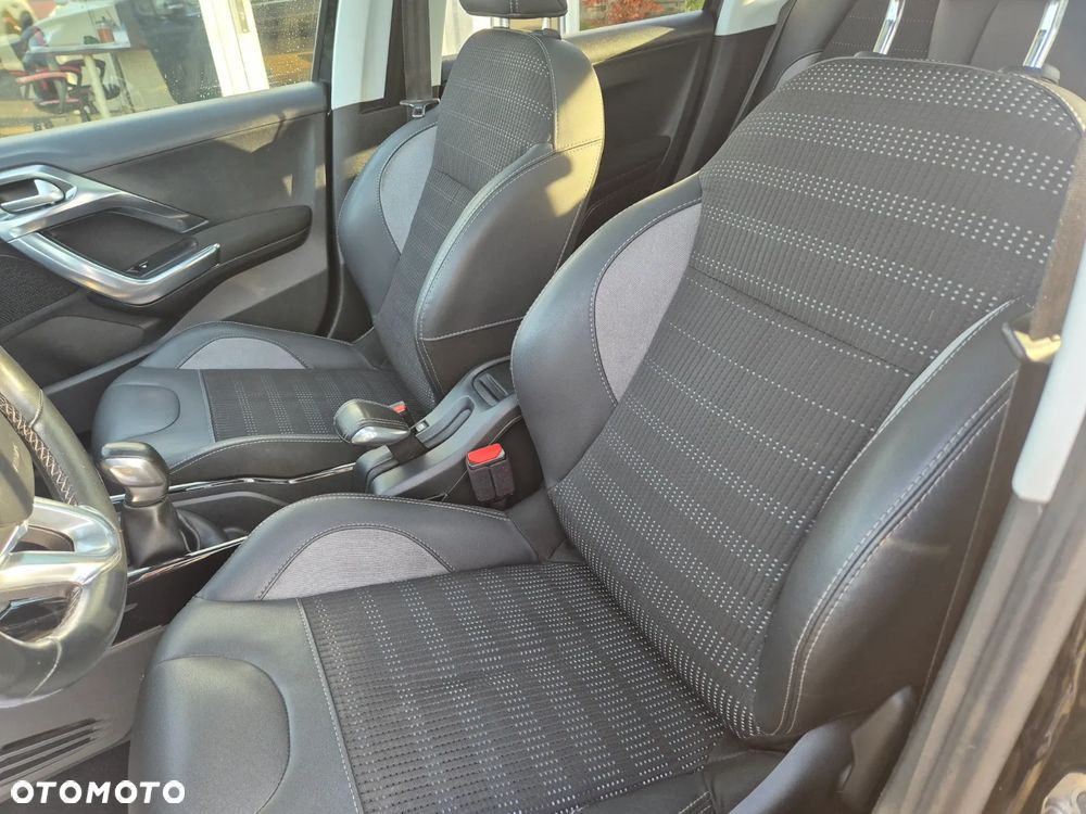 Peugeot 2008 PureTech 110 Stop&Start Allure - 11