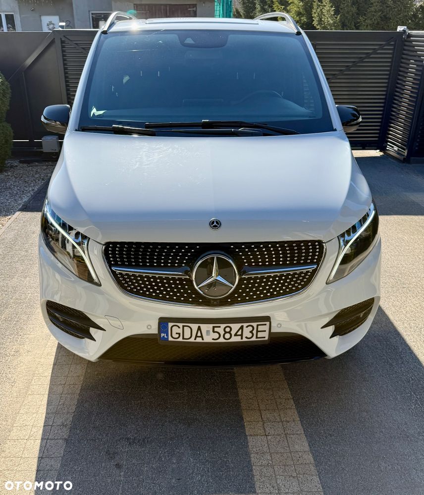 Mercedes-Benz Klasa V - 3