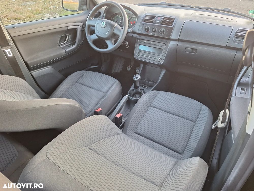 Skoda Fabia 1.2 HTP Ambiente - 4