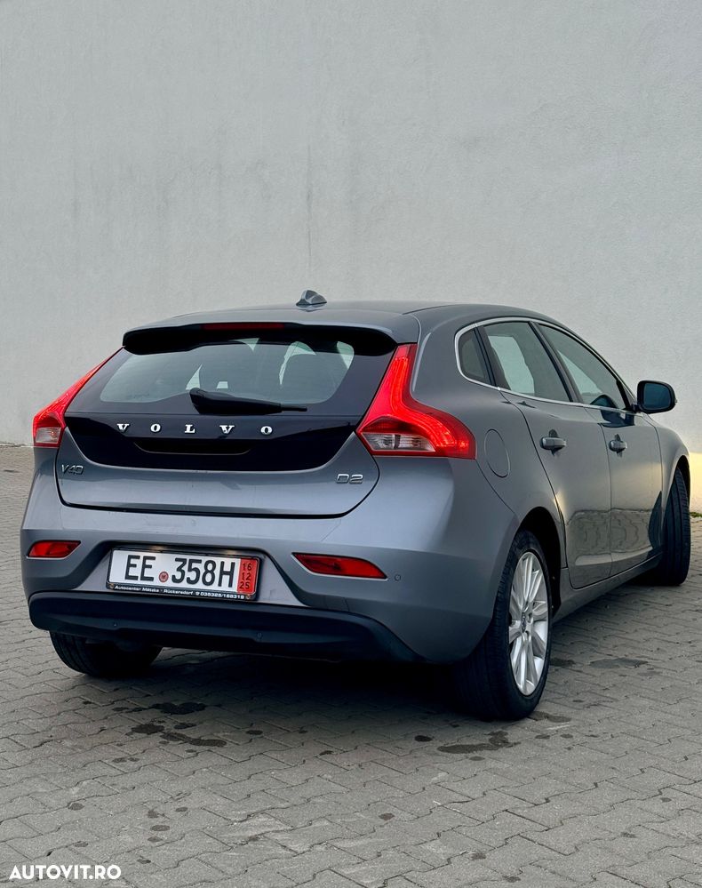 Volvo V40 D2 Geartronic Momentum - 7