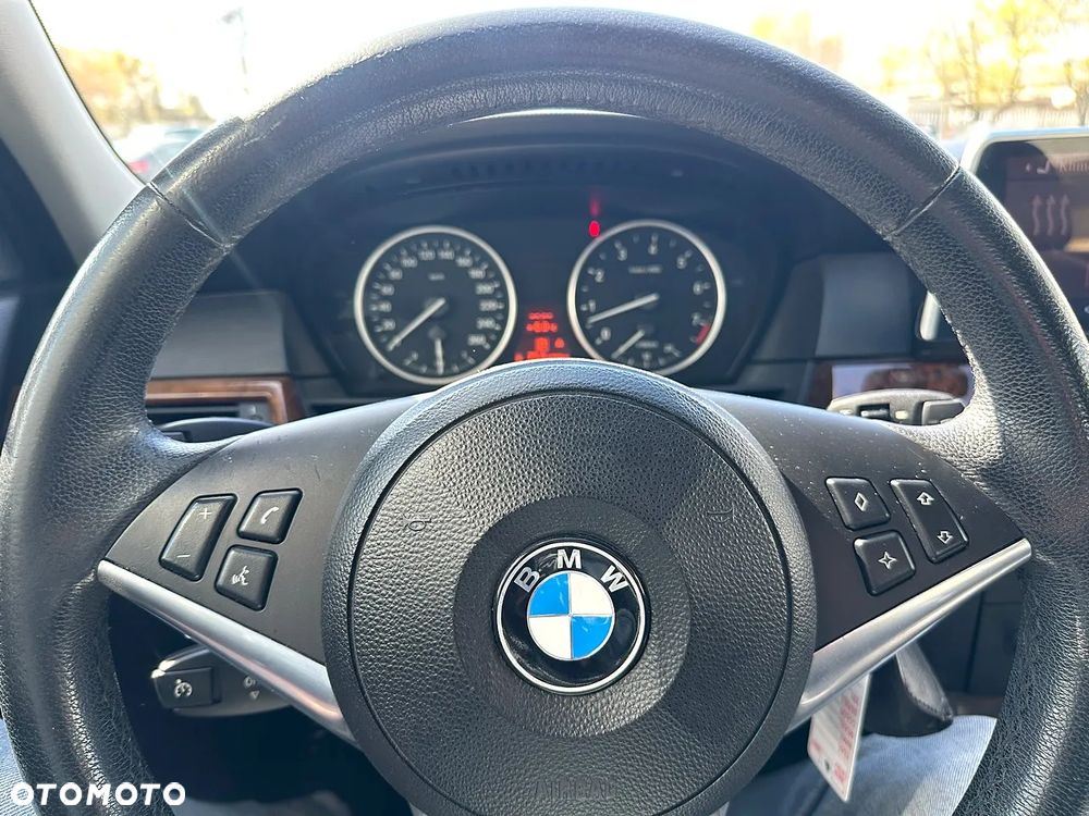 BMW Seria 5 530i xDrive - 19