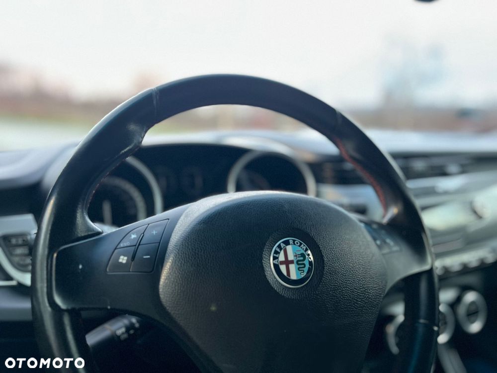 Alfa Romeo Giulietta 1.6 JTDM Distinctive - 15