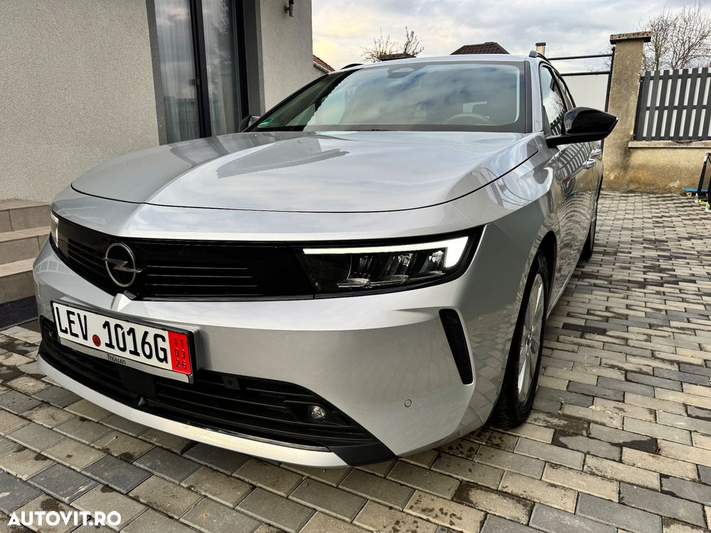 Opel Astra 1.5 D Automatik Business Elegance - 1