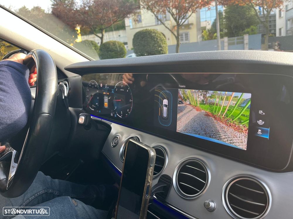 Mercedes-Benz E 220 d T 9G-TRONIC Avantgarde - 6