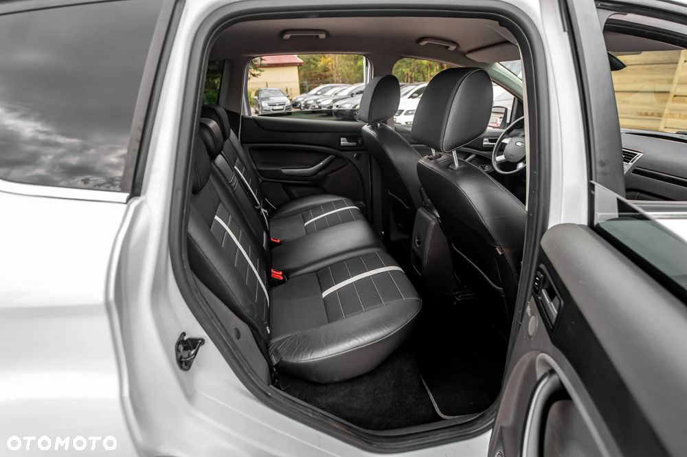 Ford Kuga 2.5 4x4 Trend - 20