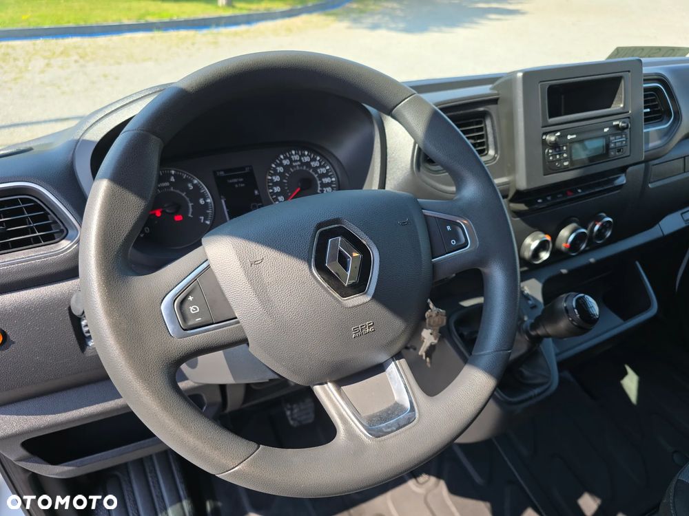 Renault MASTER KONTENER 8 PALET Dłu-4,31cm  Sze-2,11cm  Wys-2,26cm WZMOCNIONE TYLNE ZAWIESZENIE SILNIK 2.3 164KM 144 Tyś Km SERWIS DO OSTATNIEGO Km SALON POLSKA BOGATA OPCJA WYPOSAŻENIA LEDY HALOGENY TEMPOMAT FOTEL KIEROWCY PNEŁMATYCZNY KLIMATYZACJA NOWE OPONY MICHELIN - 32