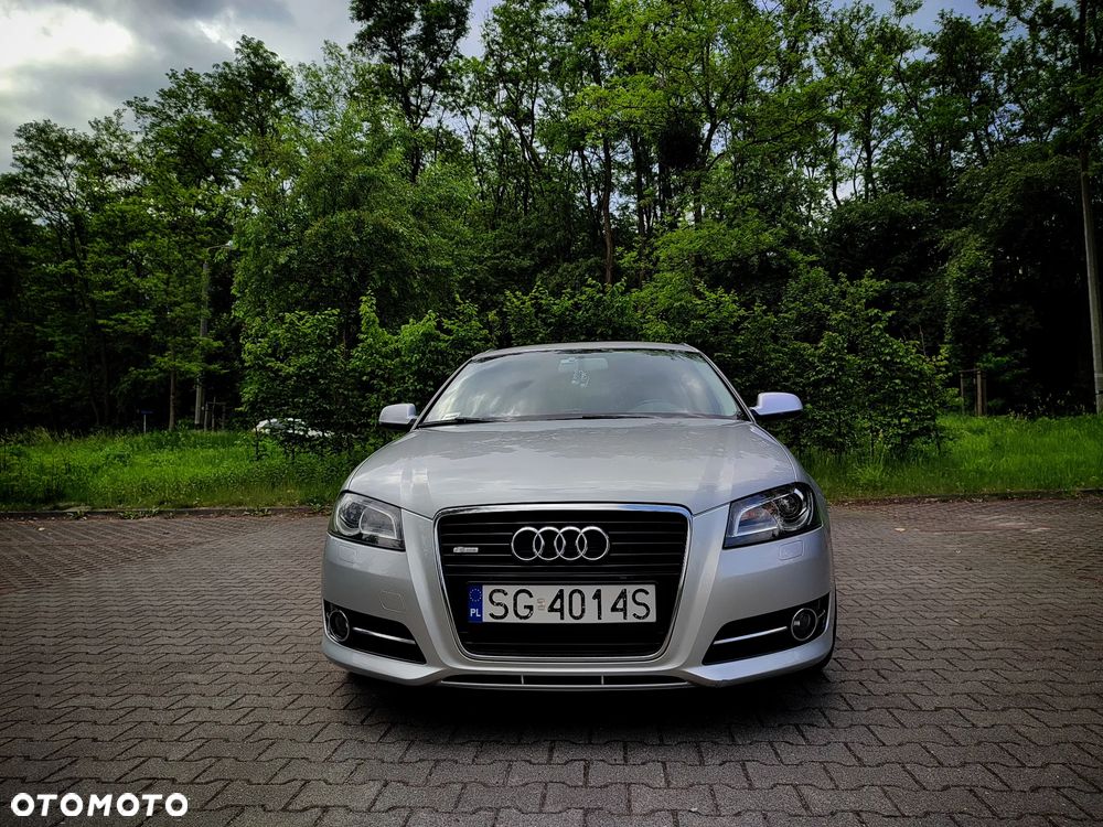 Audi A3 Sportback 2.0 TDI DPF Ambiente - 2