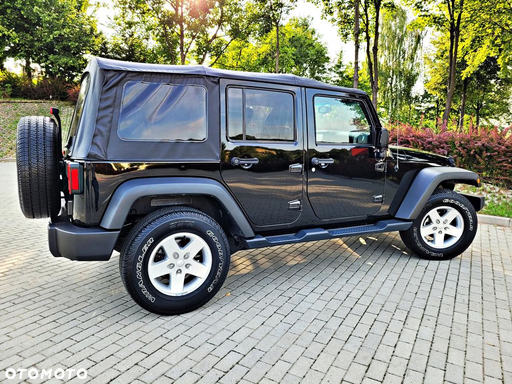 Jeep Wrangler Unlimited 3.6 Automatik Sahara - 6