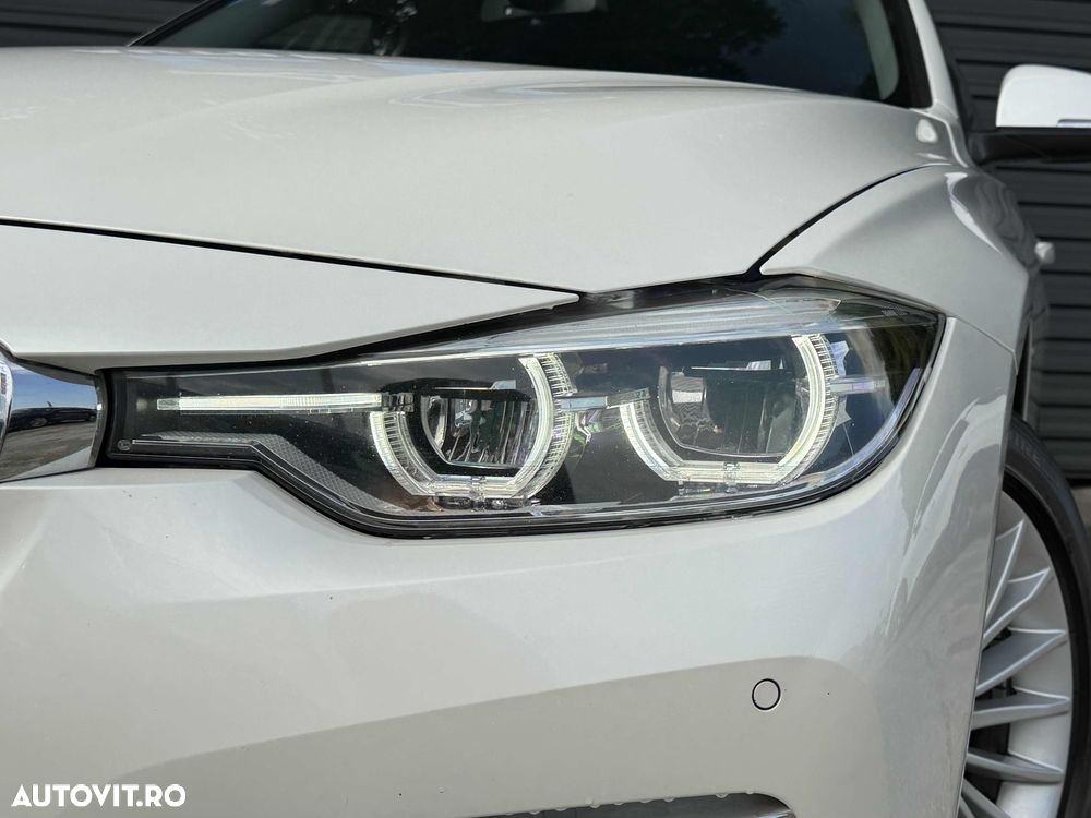 BMW Seria 3 318d Aut. Luxury Line - 35