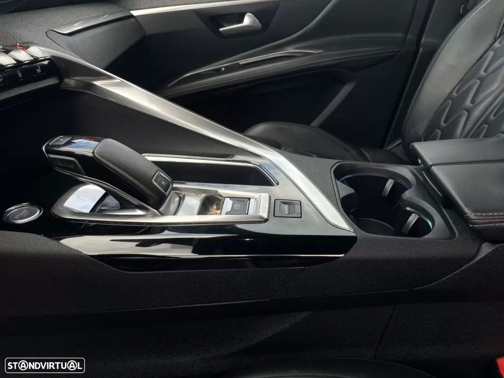 Peugeot 3008 1.5 BlueHDi GT Line EAT8 - 33