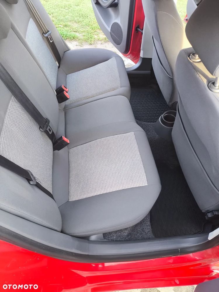 Seat Ibiza 1.4 16V Style - 12