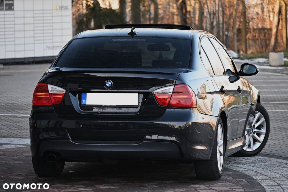 BMW Seria 3 318d DPF Edition Sport - 16