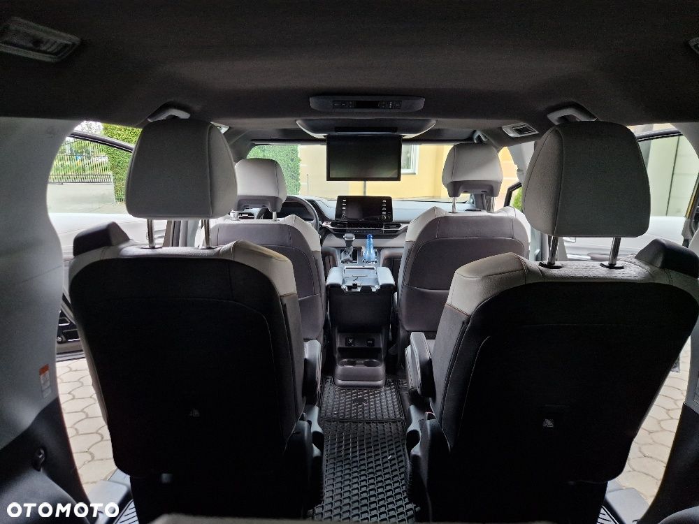 Toyota Sienna - 11