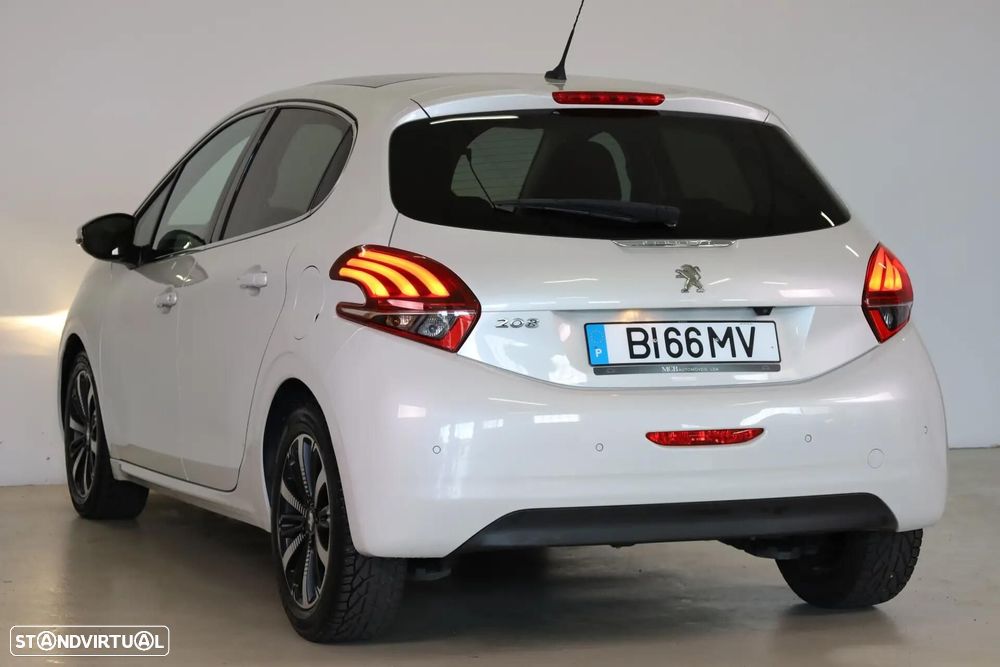Peugeot 208 1.2 PureTech Allure EAT6 - 14