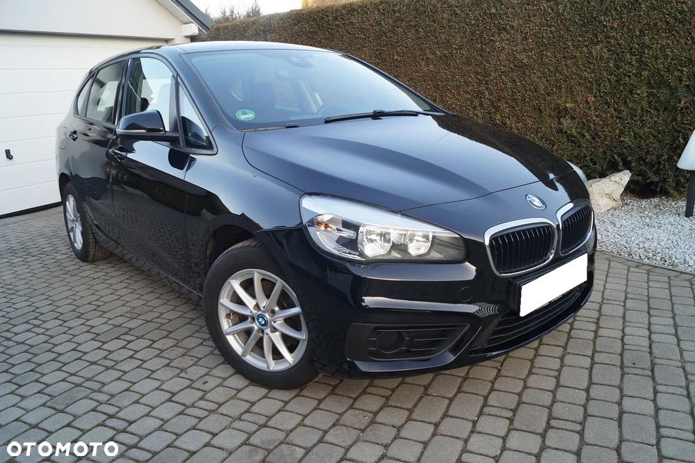 BMW Seria 2 216d - 12