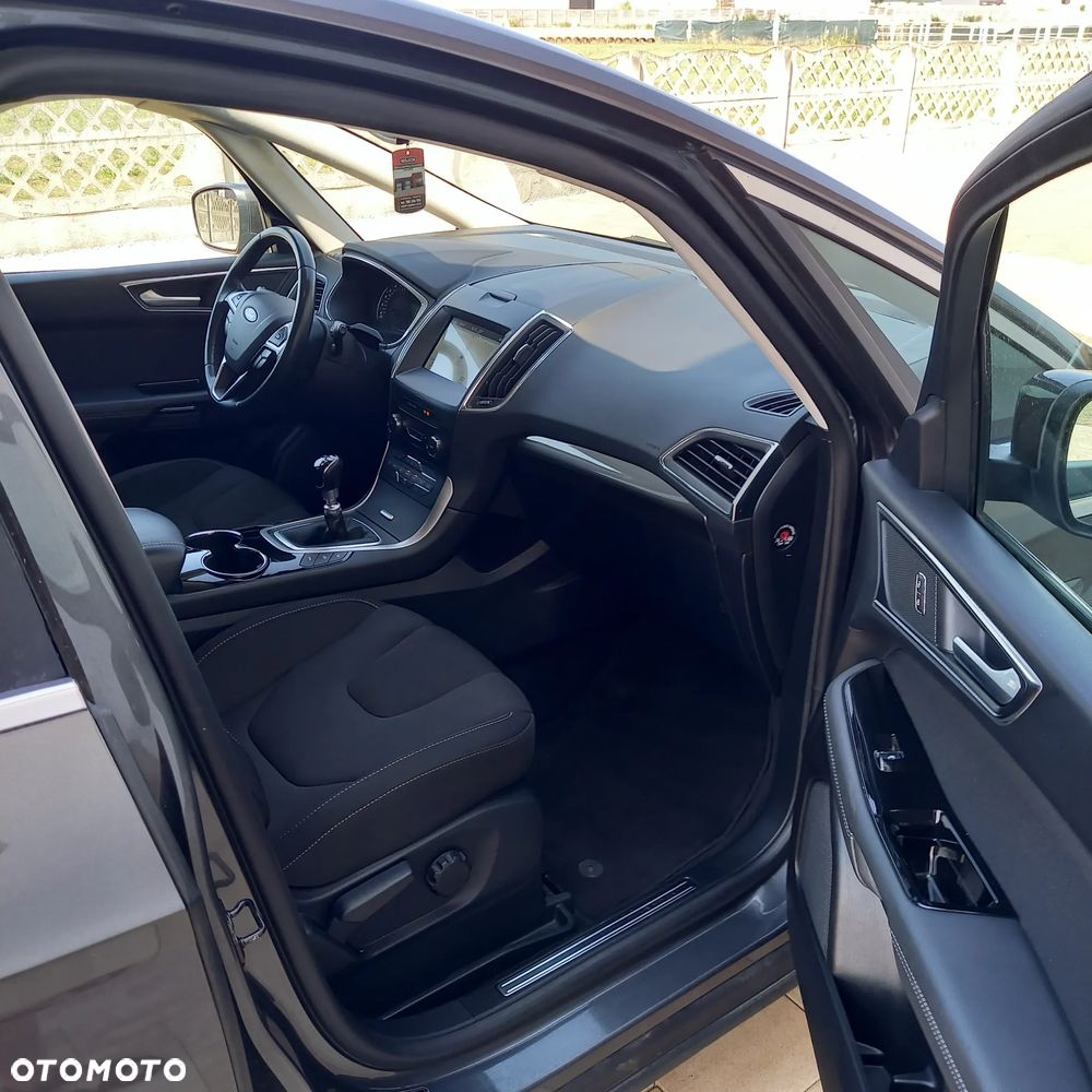 Ford S-Max 2.0 EcoBlue Titanium - 11