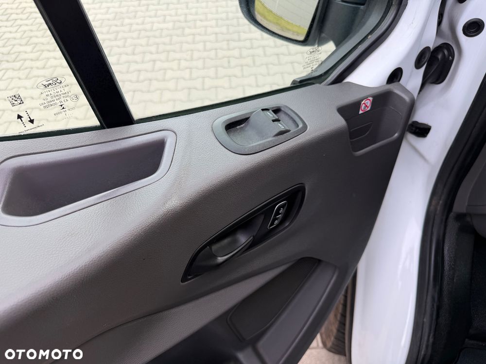 Ford Transit - 31