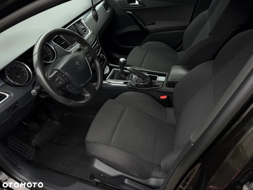 Peugeot 508 1.6 T Allure - 15