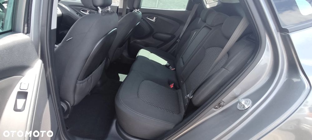 Hyundai ix35 1.6 2WD Fifa World Cup Edition - 28