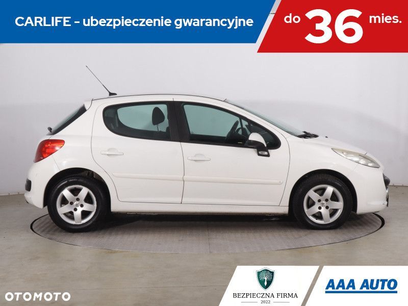 Peugeot 207 - 8
