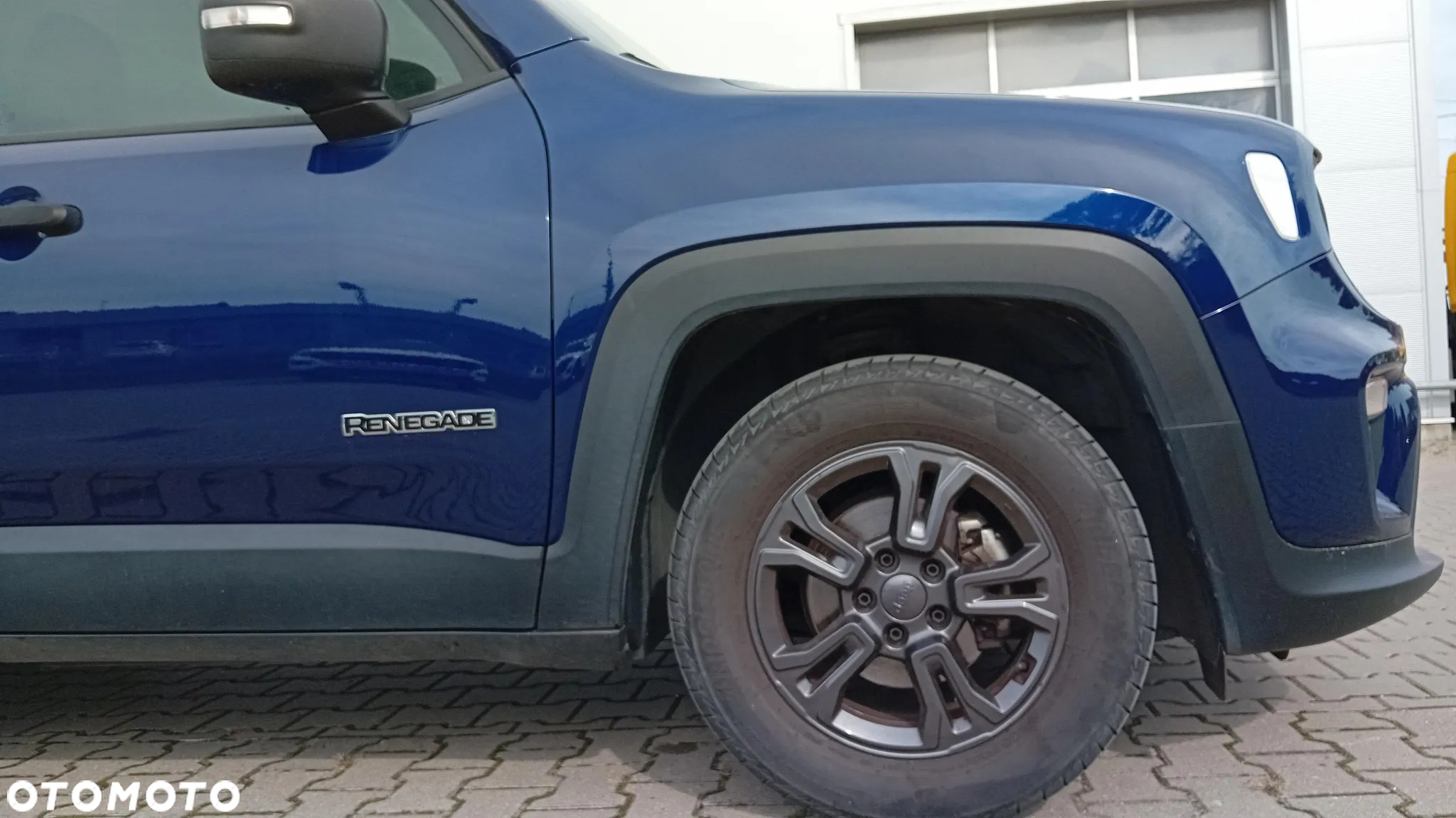 Jeep Renegade 1.0 GSE T3 Turbo Longitude FWD S&S - 32