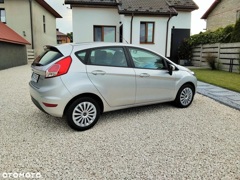 Ford Fiesta - 4