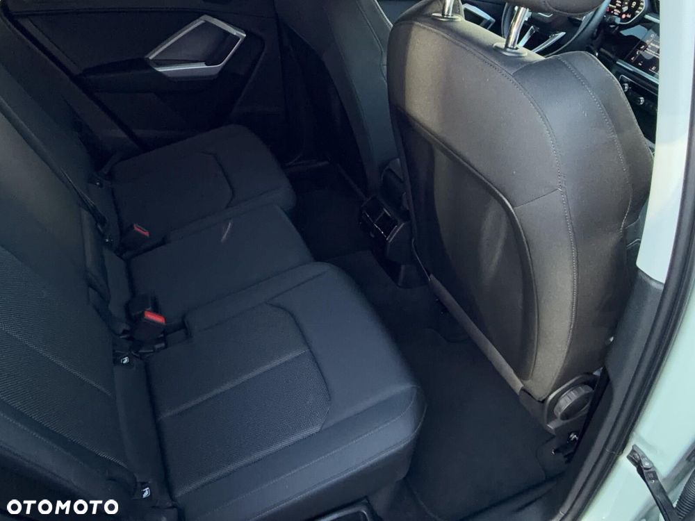Audi Q3 Sportback - 15