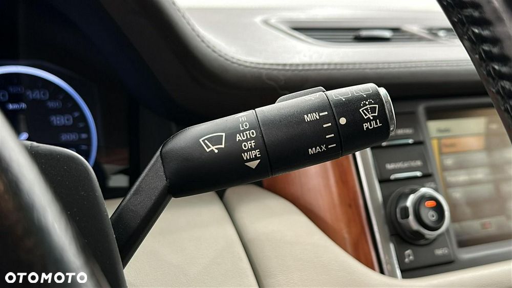 Land Rover Range Rover - 24