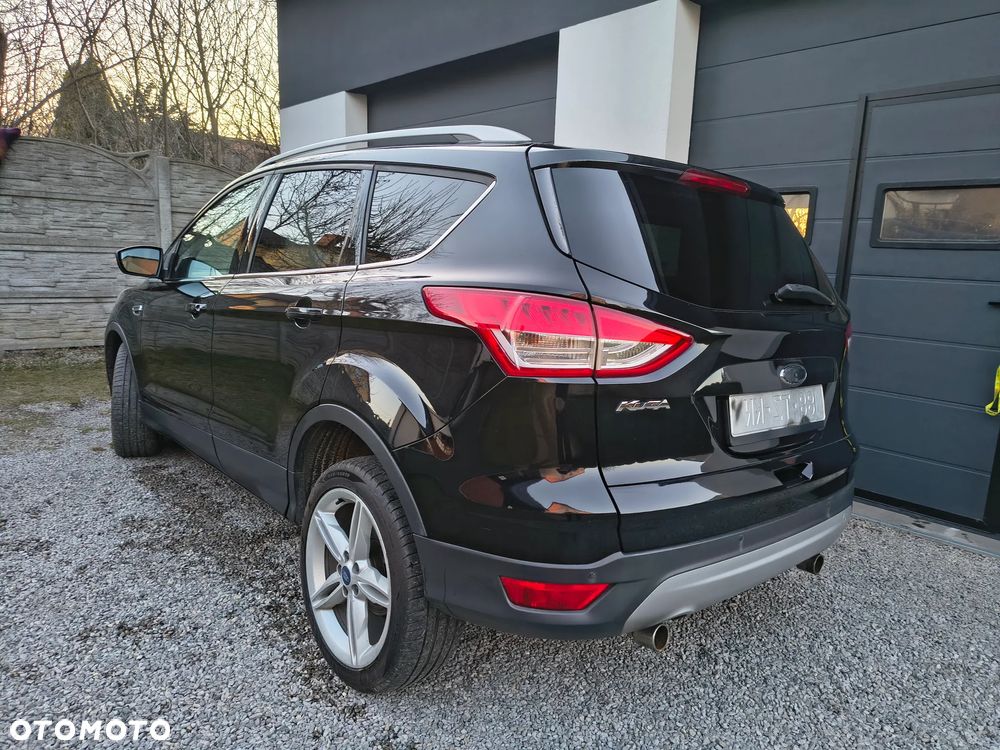 Ford Kuga 2.0 TDCi 4x4 Titanium - 2