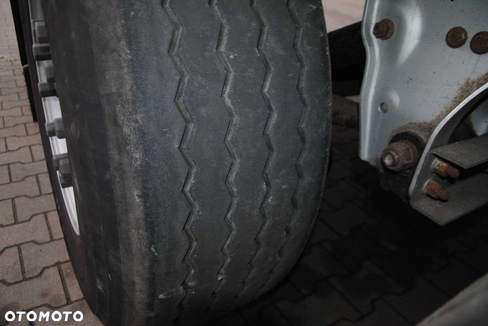 Schmitz Cargobull SCS kurtyna, podnoszona oś - 18