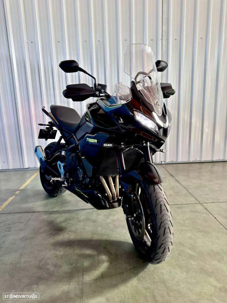 Triumph Tiger Sport 800 - 4