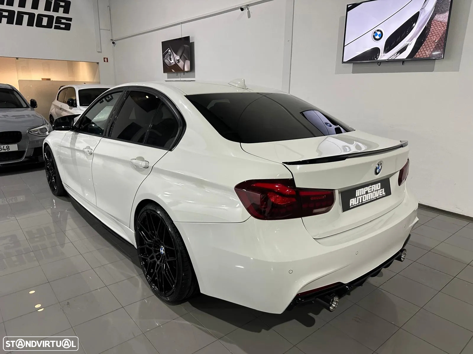 BMW 320 d Pack M - 27