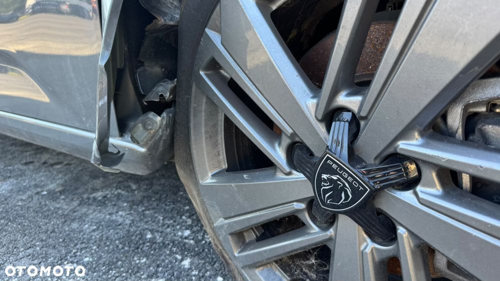 Peugeot 308 1.2 PureTech Allure S&S EAT8 - 6
