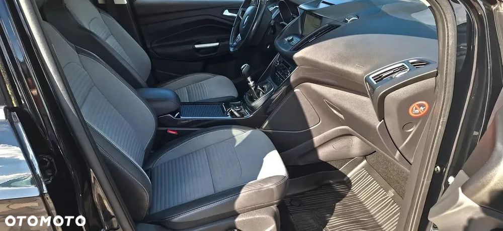 Ford Kuga 2.0 TDCi 4WD Titanium - 14