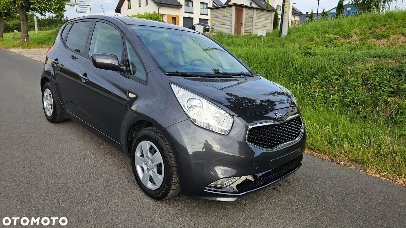 Kia Venga - 1