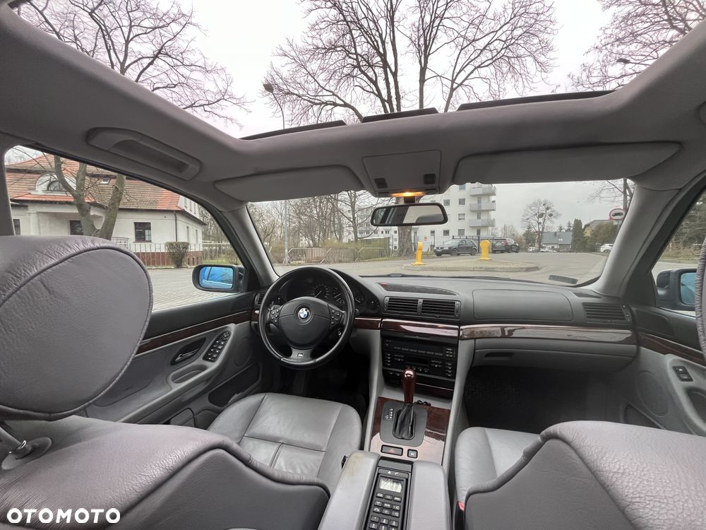 BMW Seria 7 - 7