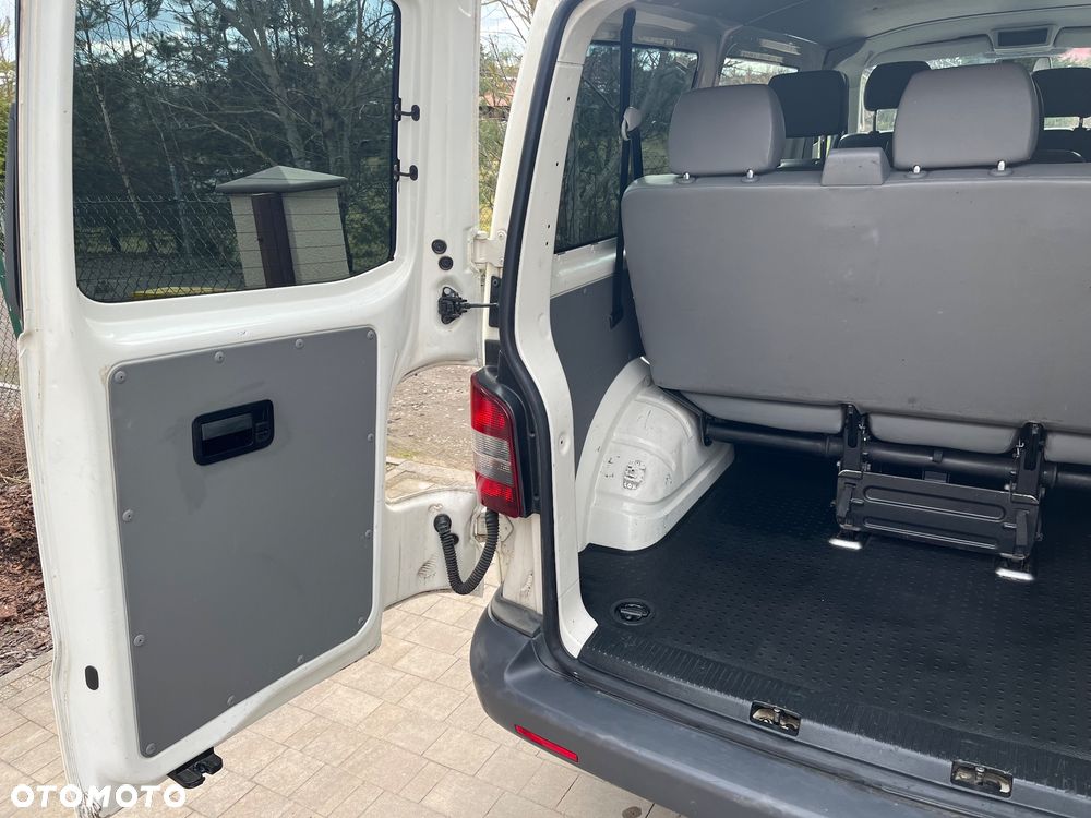 Volkswagen Transporter - 9