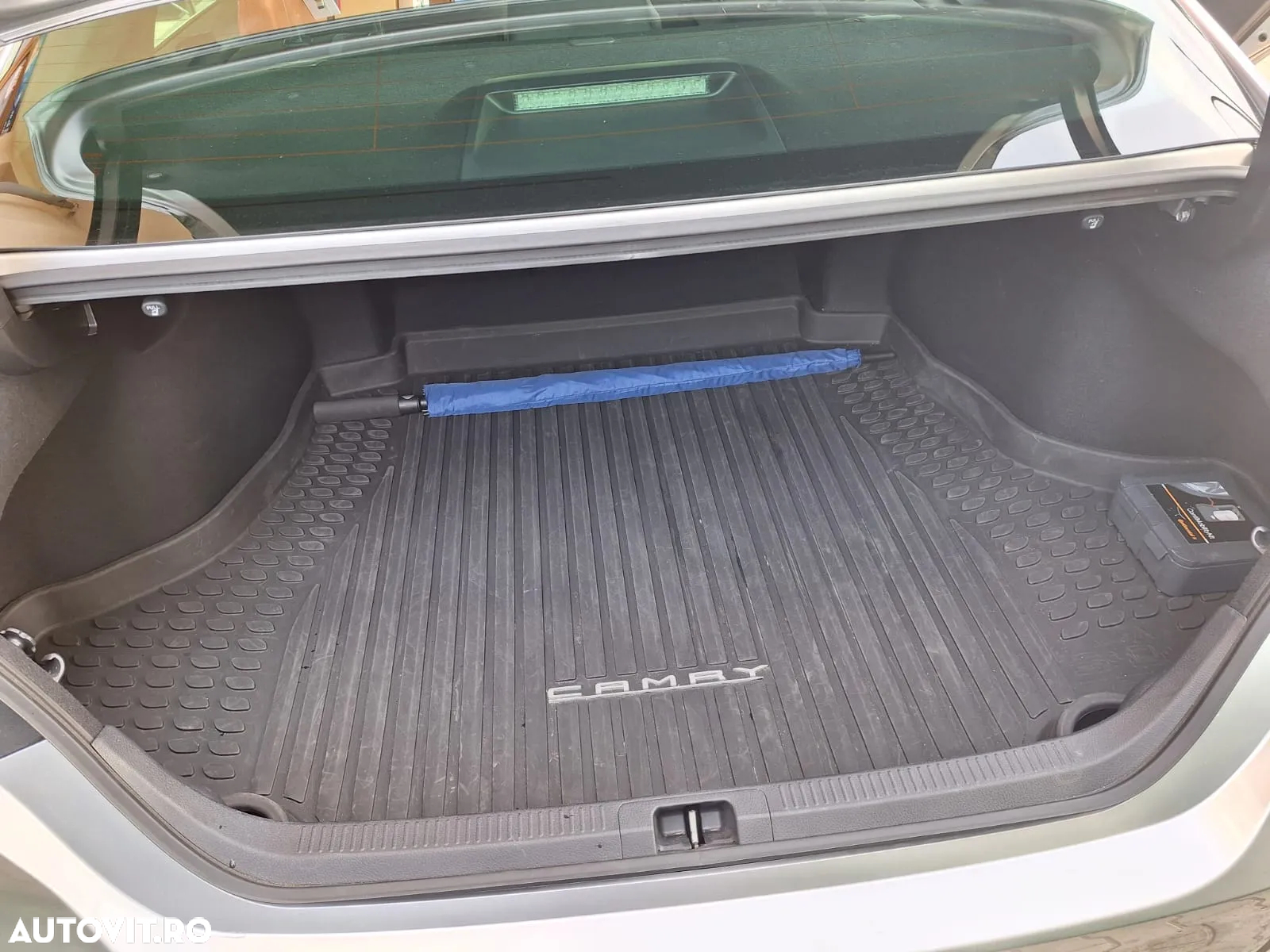 Toyota Camry - 15