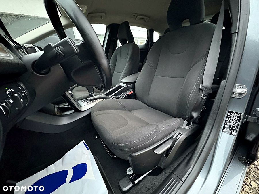 Volvo V40 D2 Momentum - 15