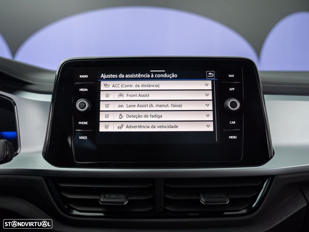 VW T-Roc 1.0 TSI Urban - 27