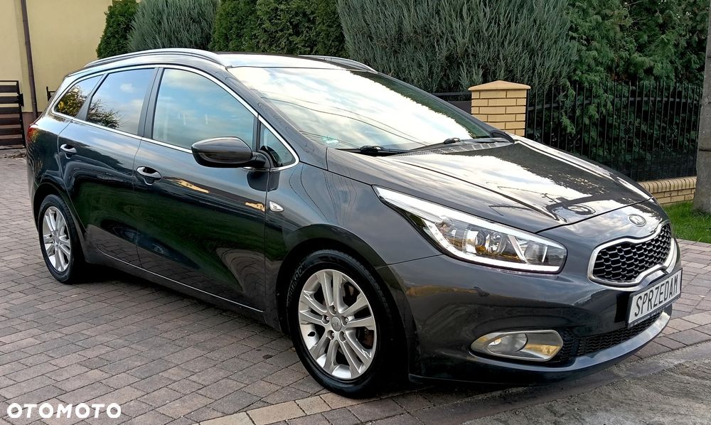 Kia Ceed 2013 photo 3