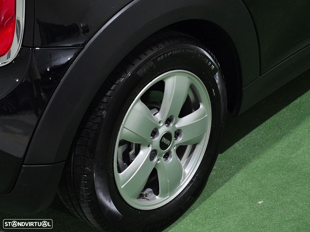 MINI 3 Portas One D - 10