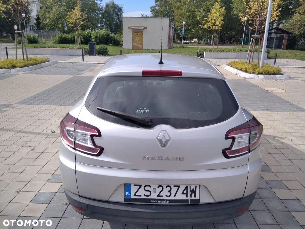 Renault Megane 1.6 16V Authentique - 4