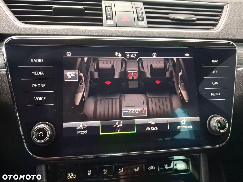 Skoda Superb 2.0 TDI SCR Style DSG - 27