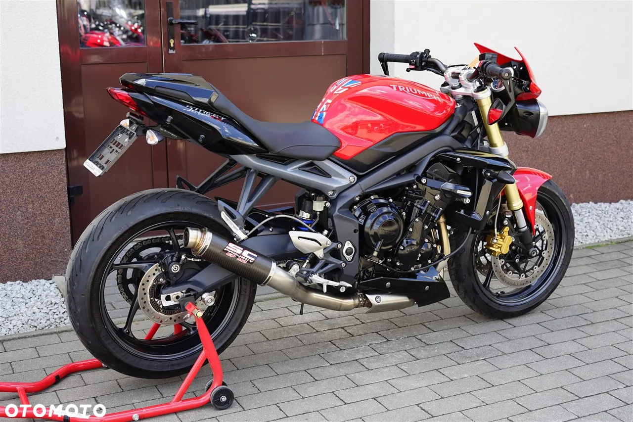 Triumph Street Triple - 3